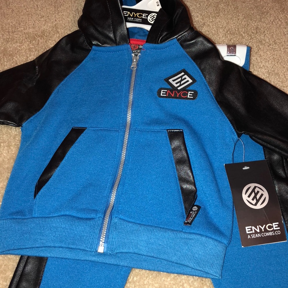 Sweatsuit